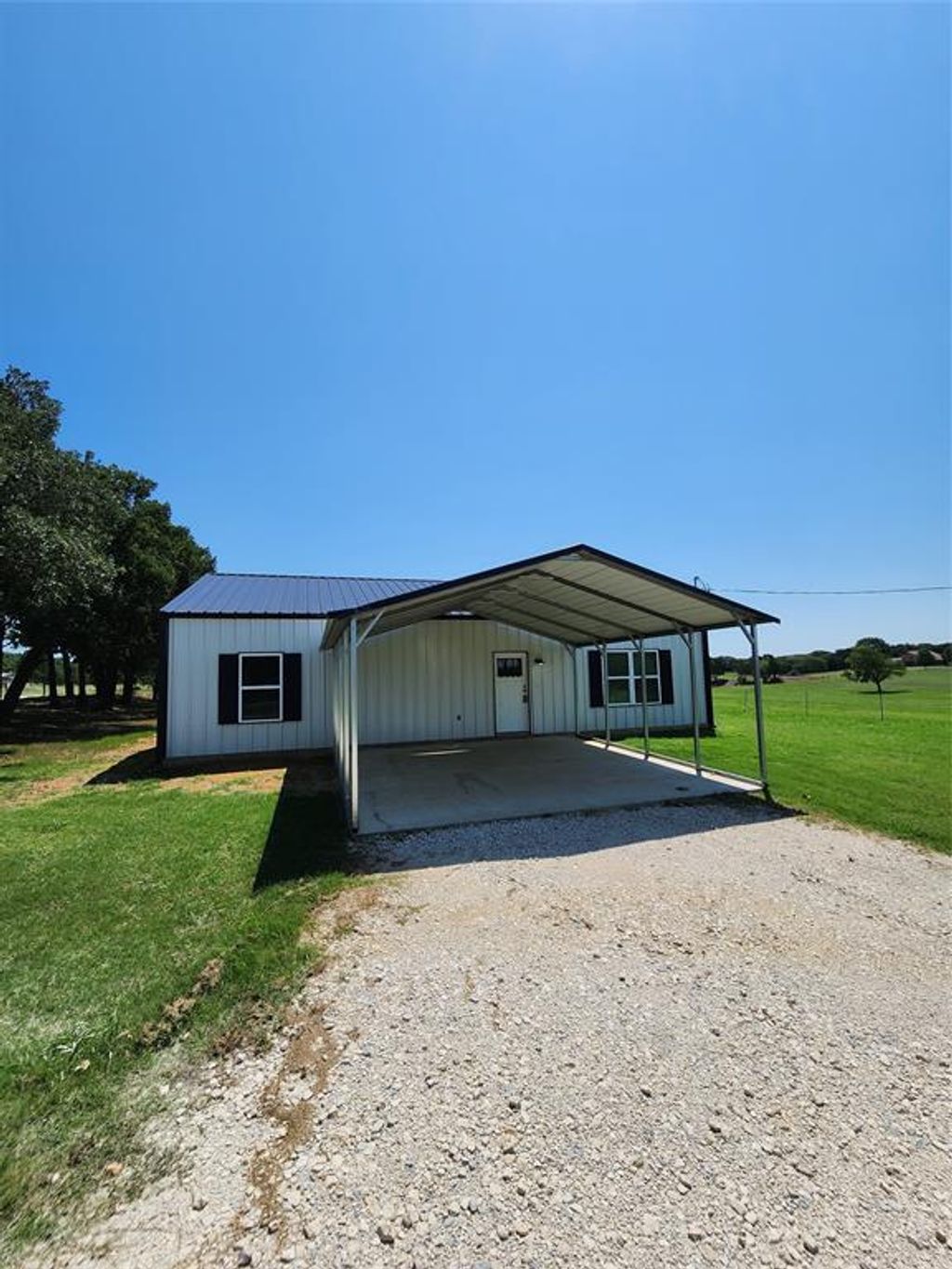 20 County Road 175, Whitesboro