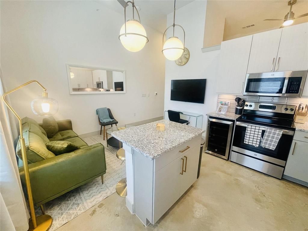 13701 Montfort Drive 1104, Dallas