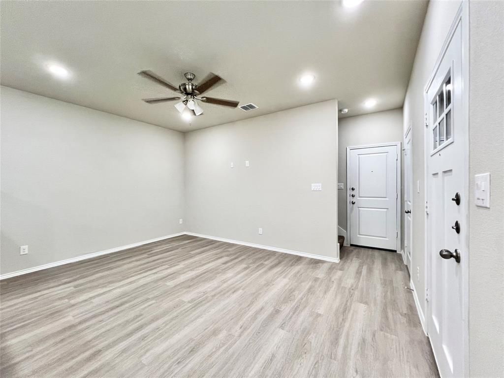 3501 E Renfro Street 103, Burleson