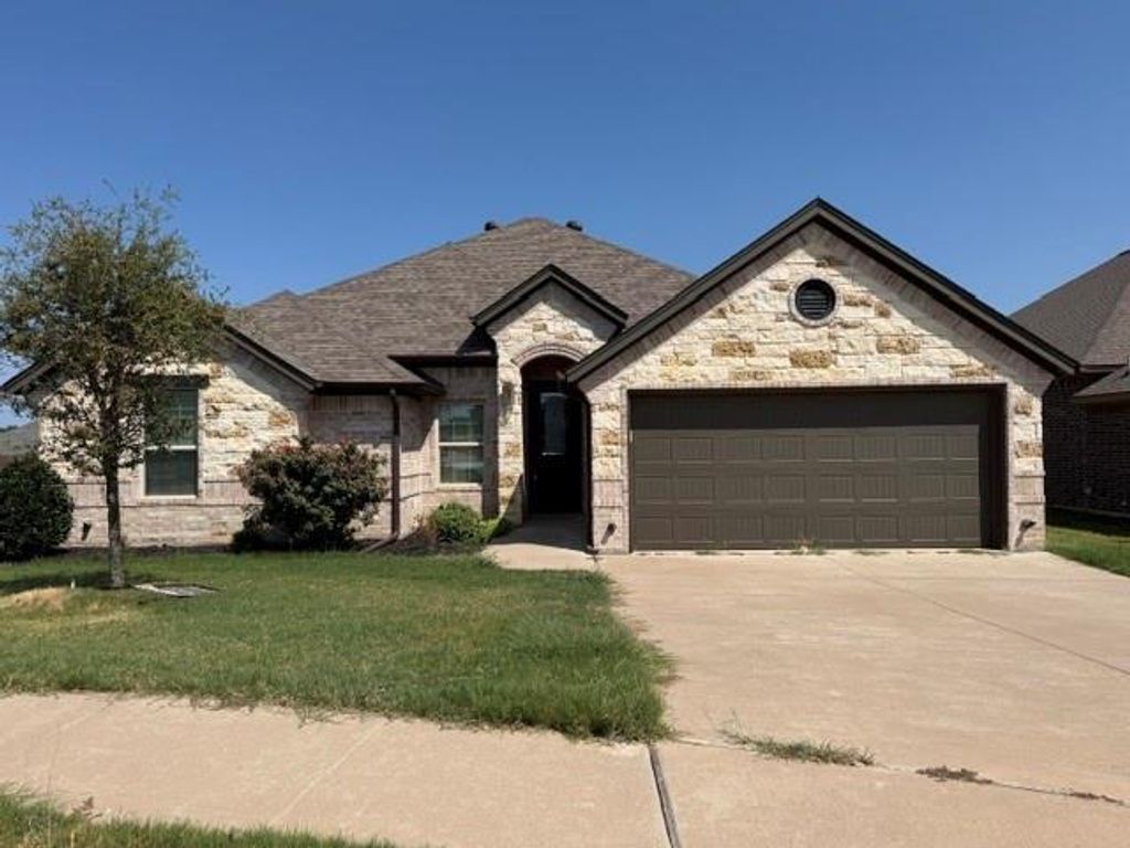 224 Jacinth Lane, Granbury