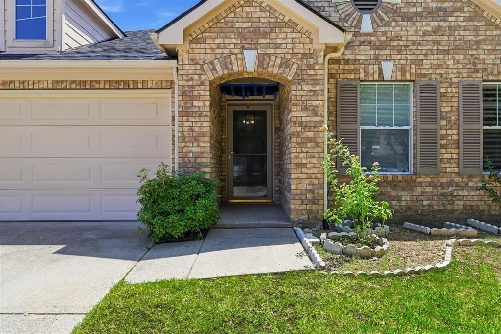 2340 Evening Song Drive, Little Elm