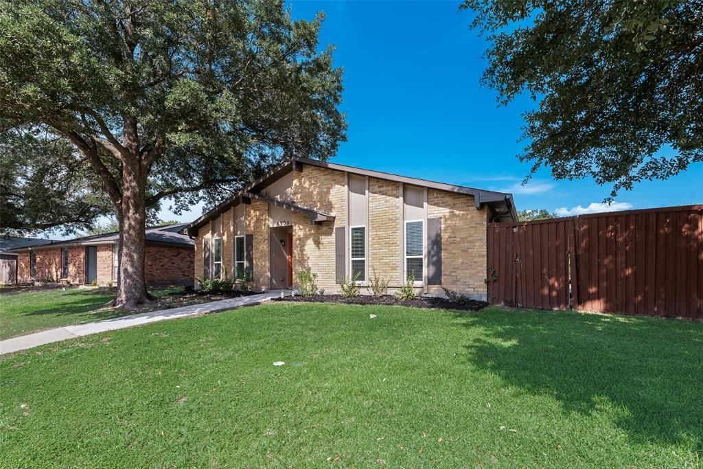 5903 Mimosa Lane, Rowlett