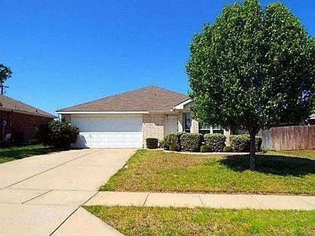 116 Meadow View Lane, Anna