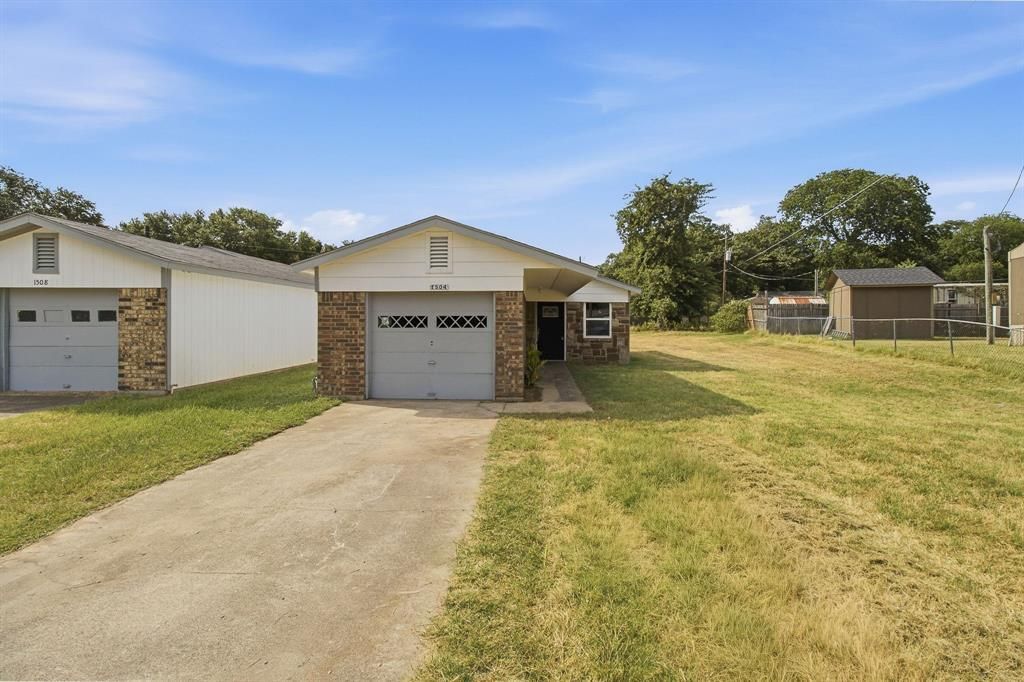 1504 Coral Cut Off, Pelican Bay