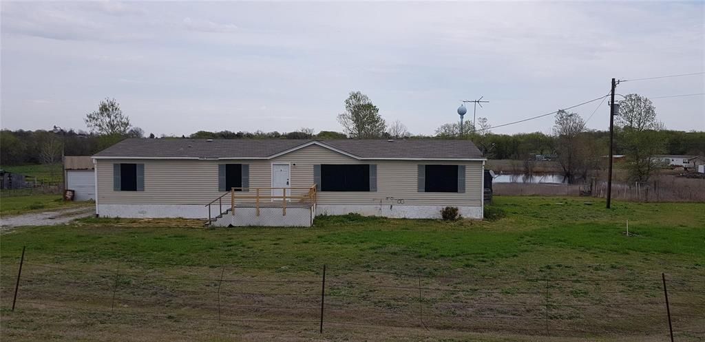 10325 County Road 470, Blue Ridge