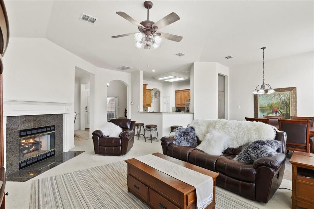 2653 Whispering Trail, Little Elm