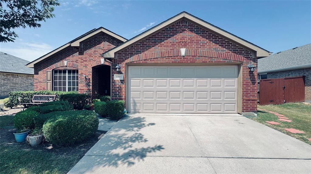 4405 Willow Wood Road, Melissa