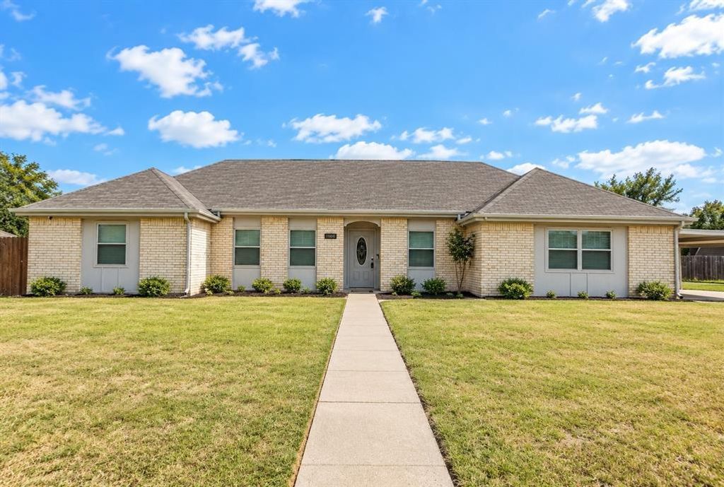 1000 La Villeta Street, Mexia
