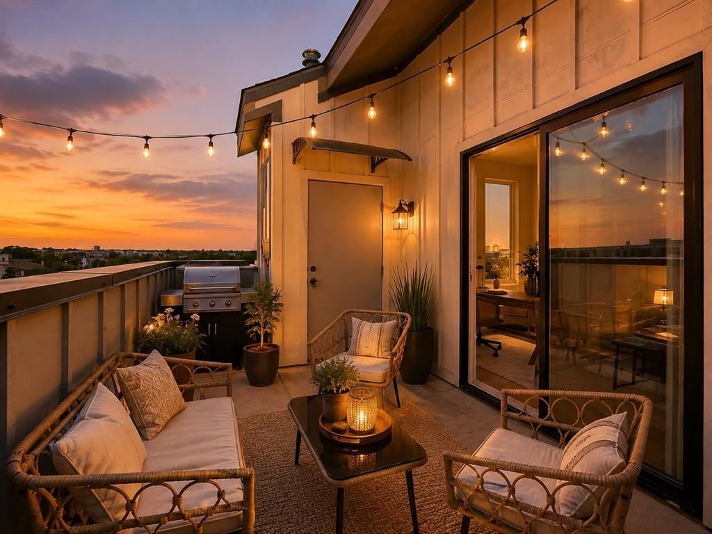 312 N Lancaster Avenue 2, Dallas