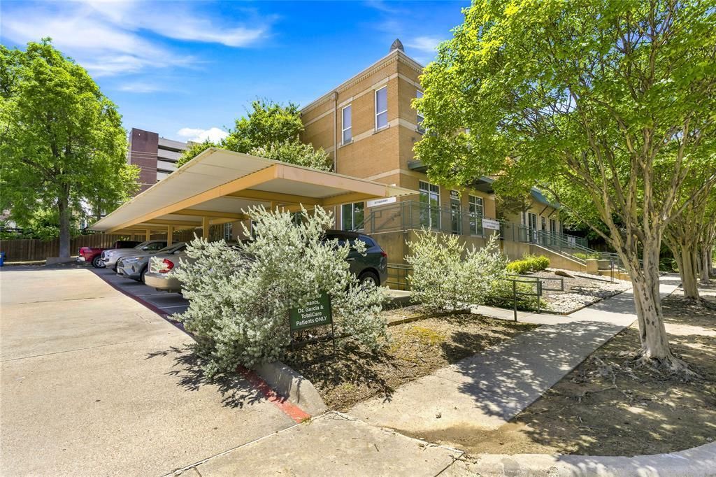 1617 W Oleander Street 225, Fort Worth