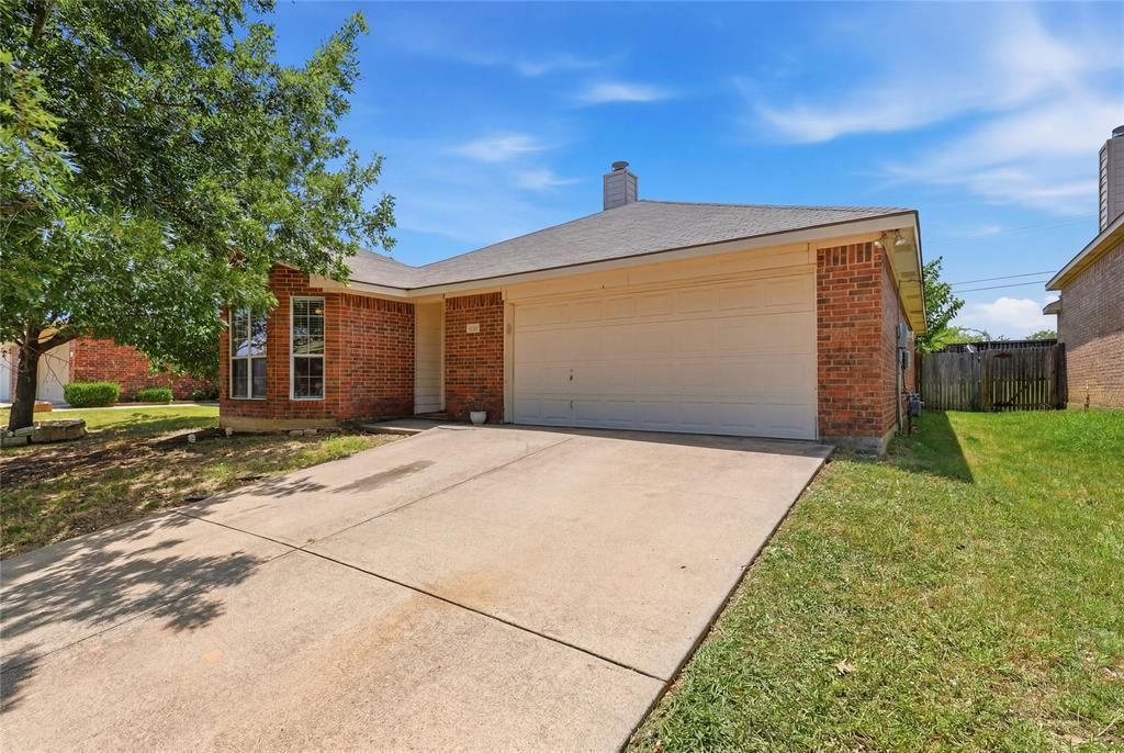 13021 Evergreen Drive, Fort Worth
