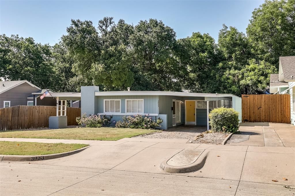 3933 Dexter Avenue, Fort Worth