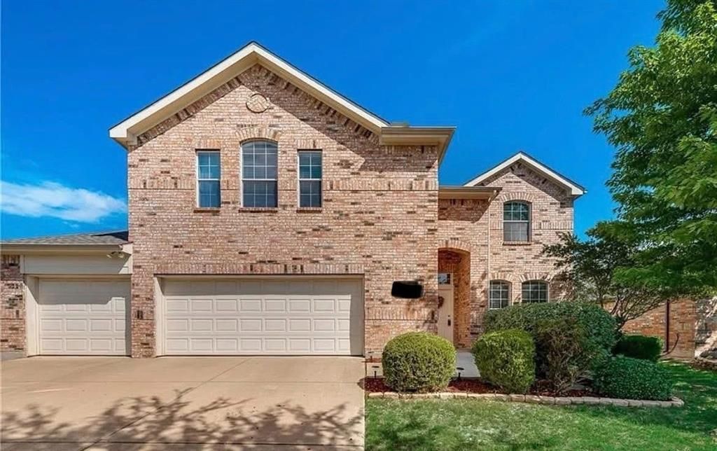 2003 Empire Court, Heartland