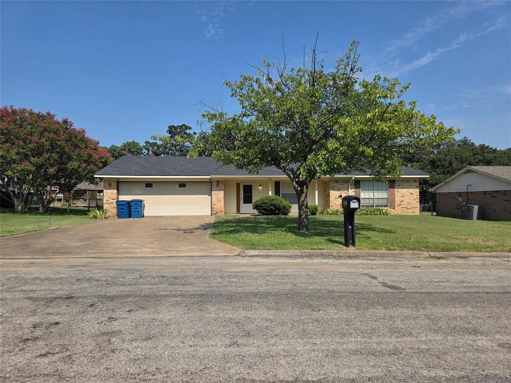 107 Bluebonnet Trail, Keene