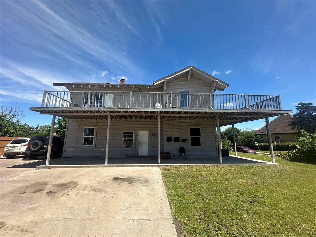 431 E 8th Street C, Dallas