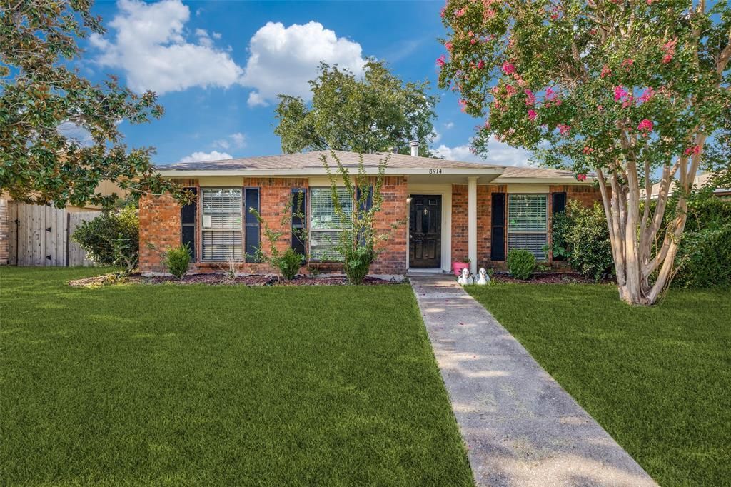 8914 Vernon Drive, Rowlett