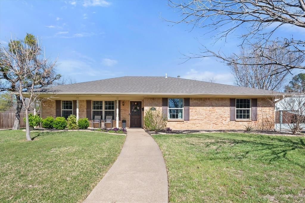 1415 Moss Rose Circle, Irving