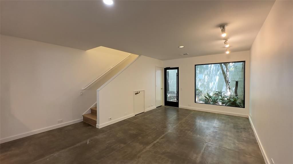 4214 Buena Vista Street 8, Dallas