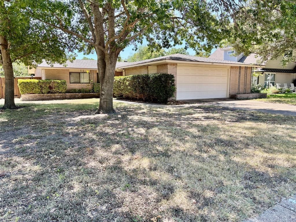 801 Kingswood Avenue, Richardson
