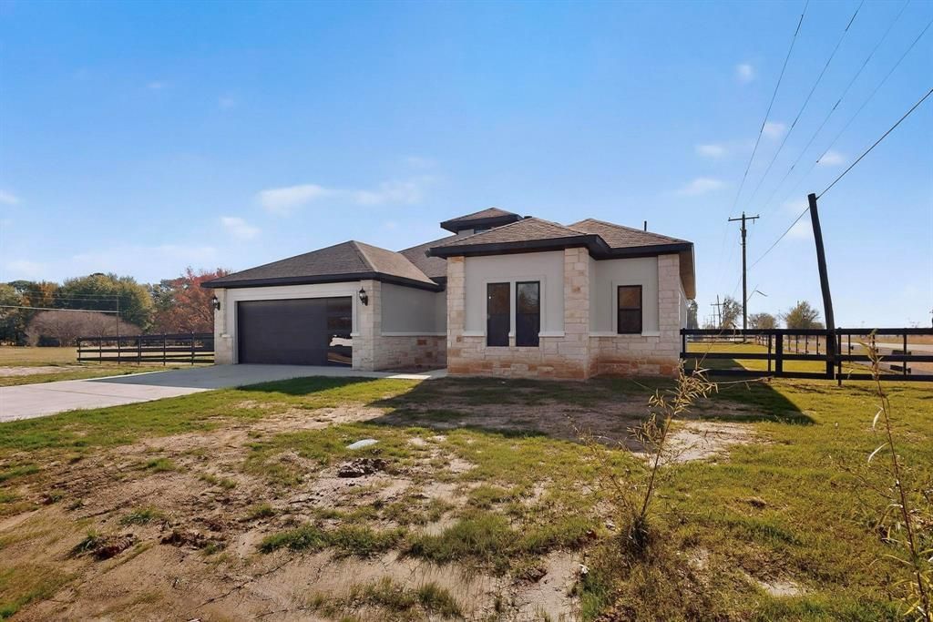 100 Diamond T Ranch Road, Trinidad