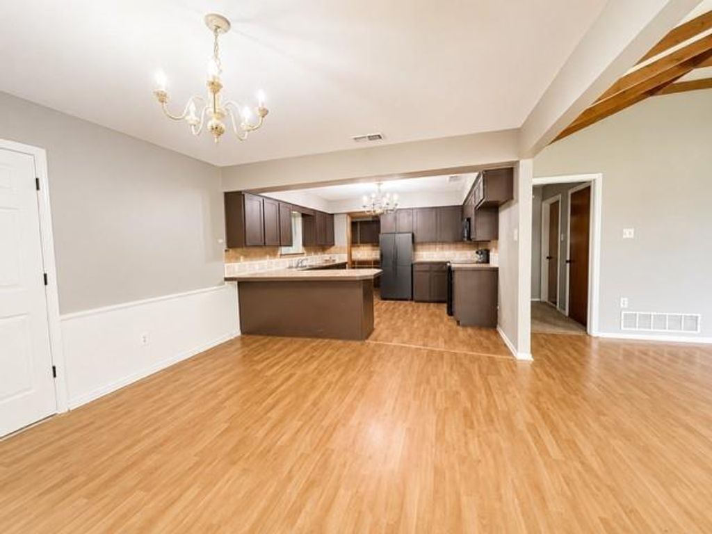 7780 County Road 286, Anna