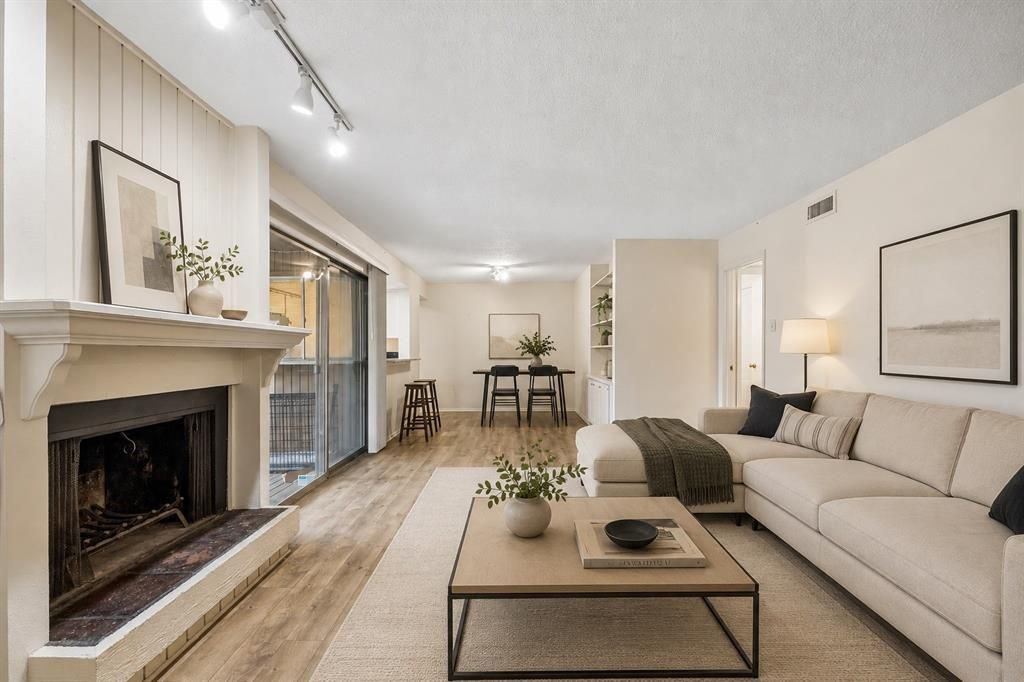 5138 Amesbury Drive 211, Dallas