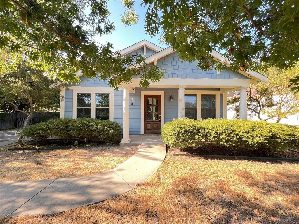 403 W Oak Street, Decatur
