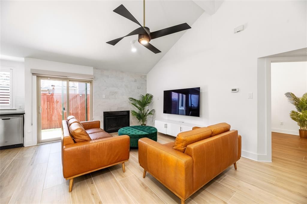 4242 N Capistrano Drive 146, Dallas