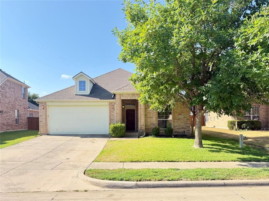 2811 Barco, Grand Prairie