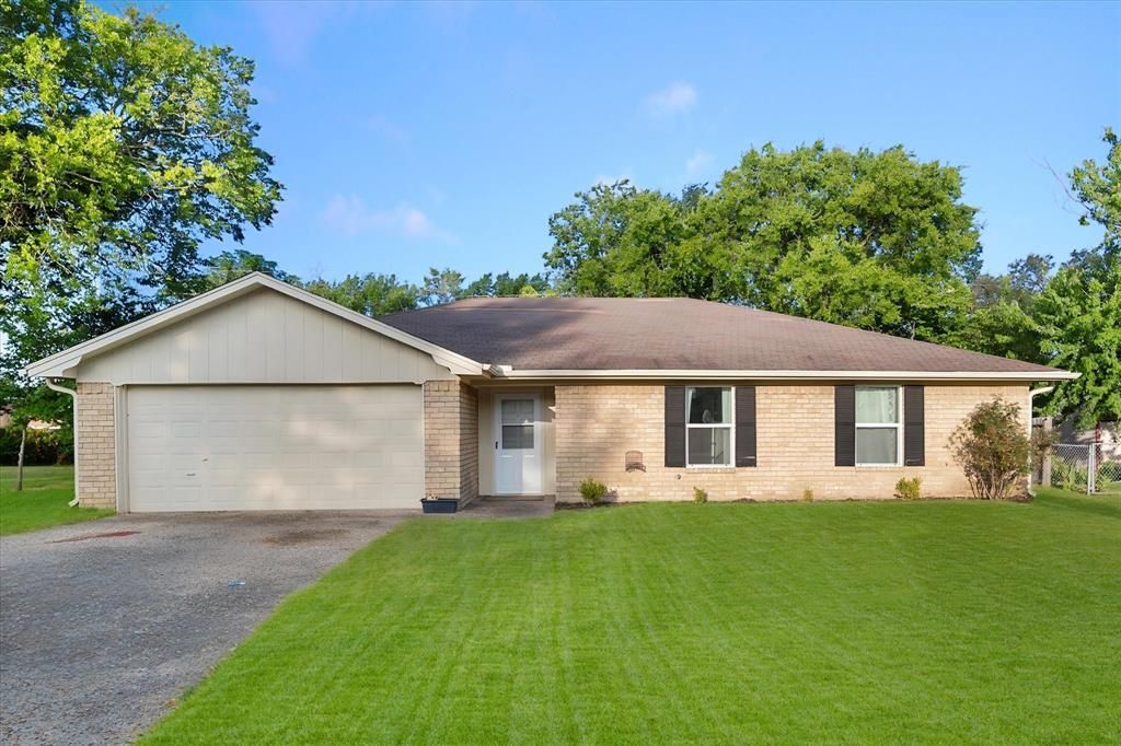 2604 Fairmont Circle, Corsicana