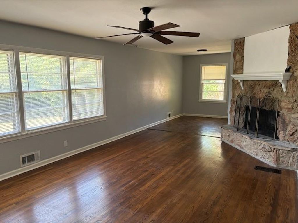 3363 Cromart Avenue, Fort Worth