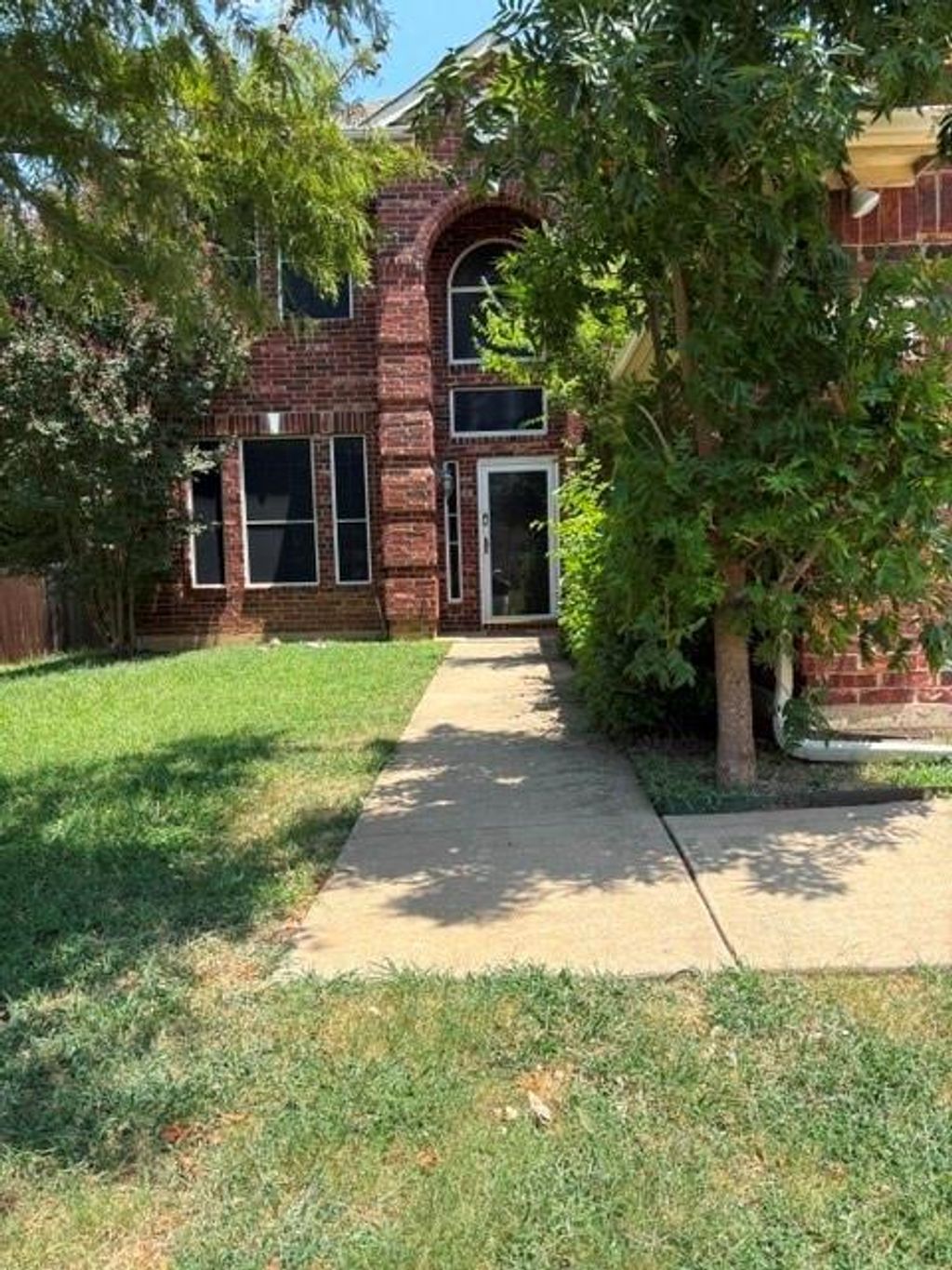 508 Briaroaks Drive, Lake Dallas
