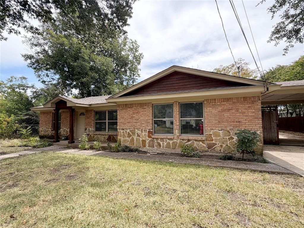 310 E Santa Fe Street, Farmersville