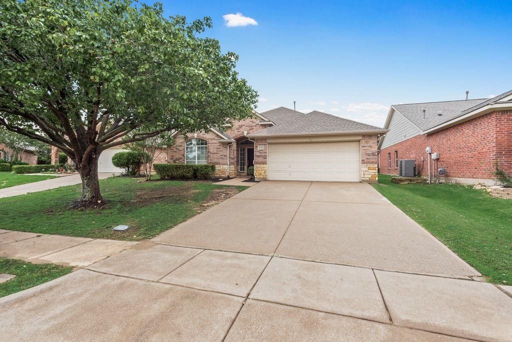 10441 Stoneside Trail, Fort Worth