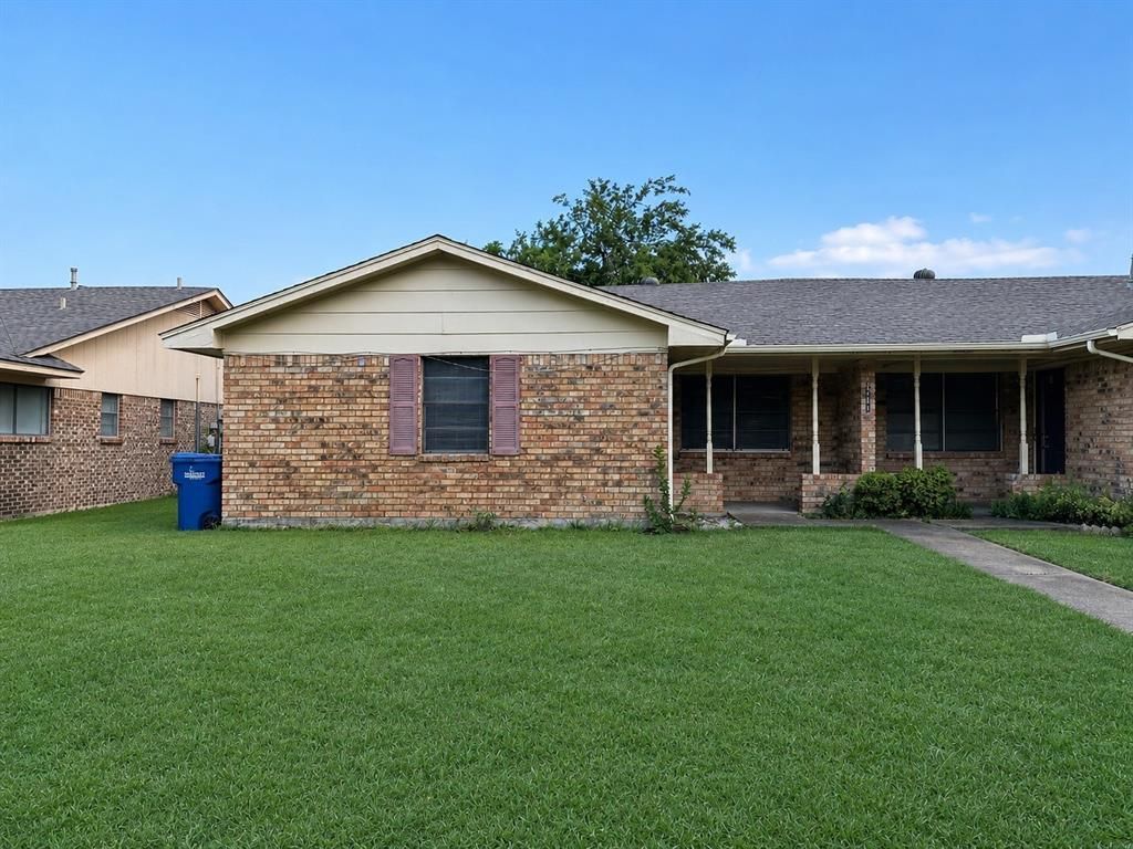 2111 Quail Run A, McKinney