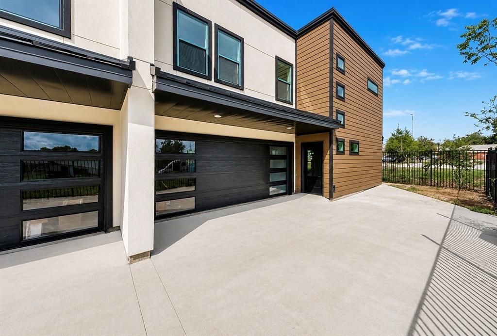 1115 E Oleander Street, Fort Worth