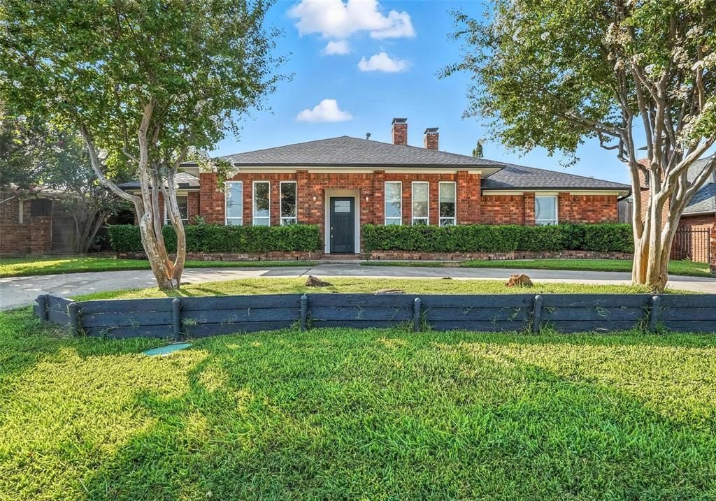 7938 Fair Oaks Avenue, Dallas