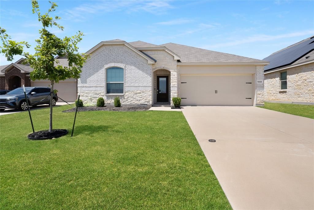 5222 Fallenstone Way, Princeton