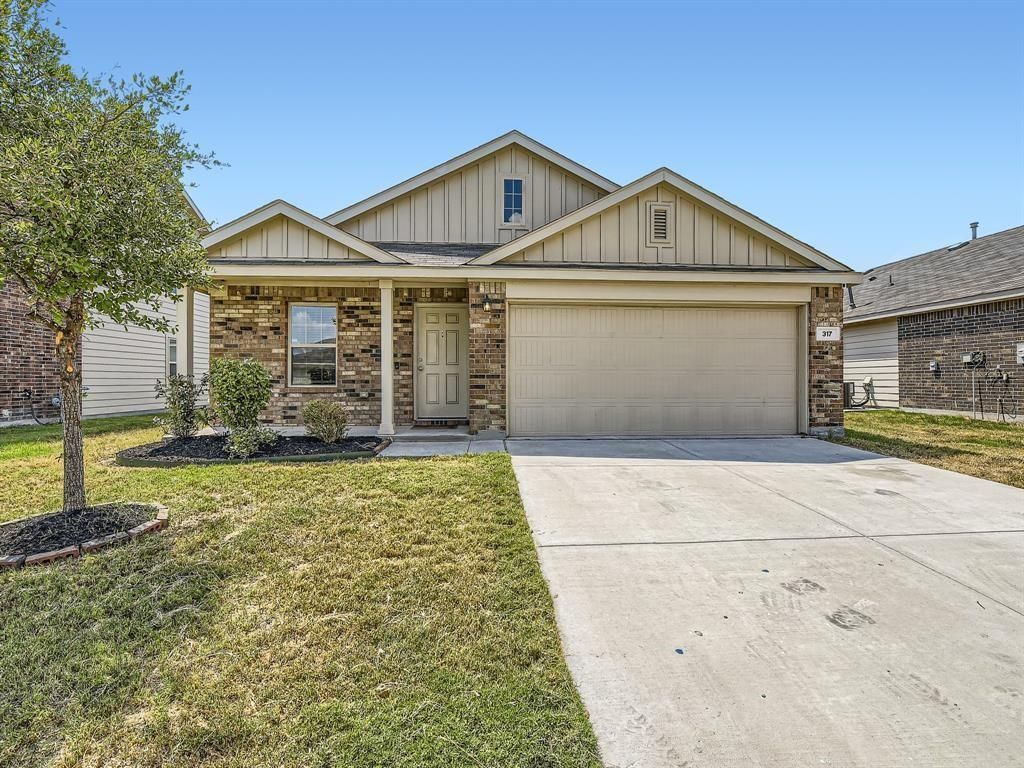 317 Blue Crow Lane, Fort Worth