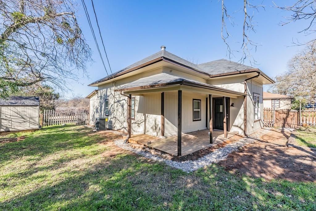 505 N Lamar Street, Weatherford
