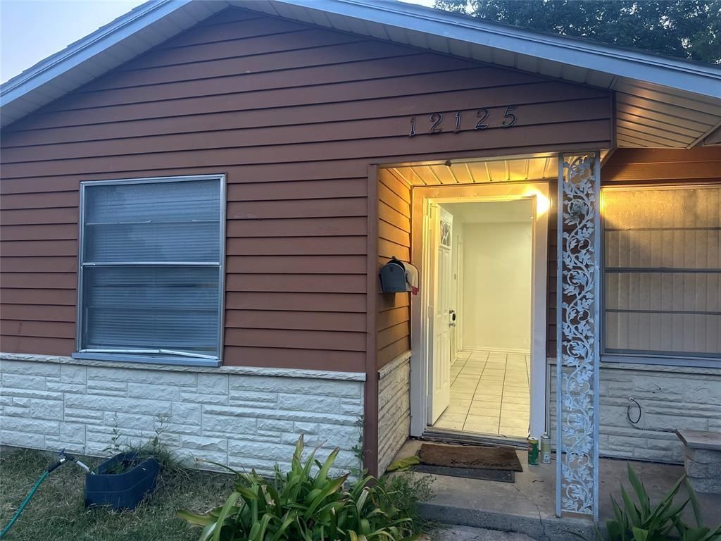 12125 Bellafonte Drive, Dallas