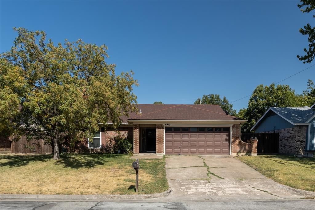 4915 S Prairieview Court, Arlington