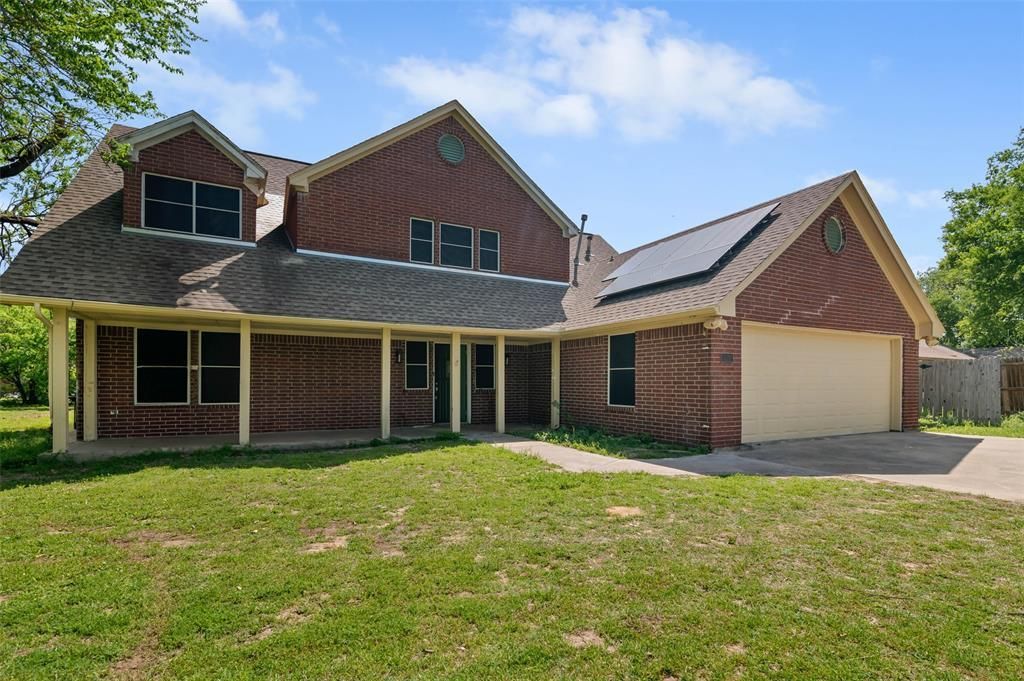 421 W Windsor Drive, Denton