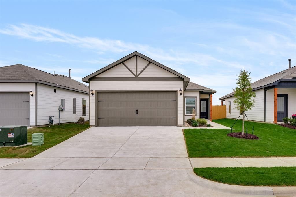 3917 Starry Night Cove, Sherman