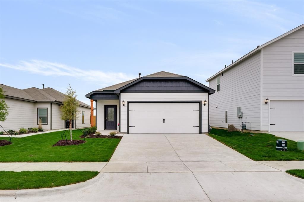 3912 Starry Night Cove, Sherman