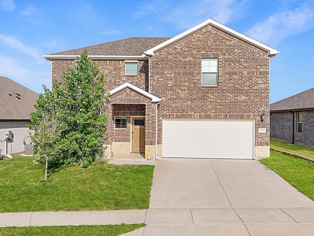 10529 Tuxinaw Trail, Fort Worth
