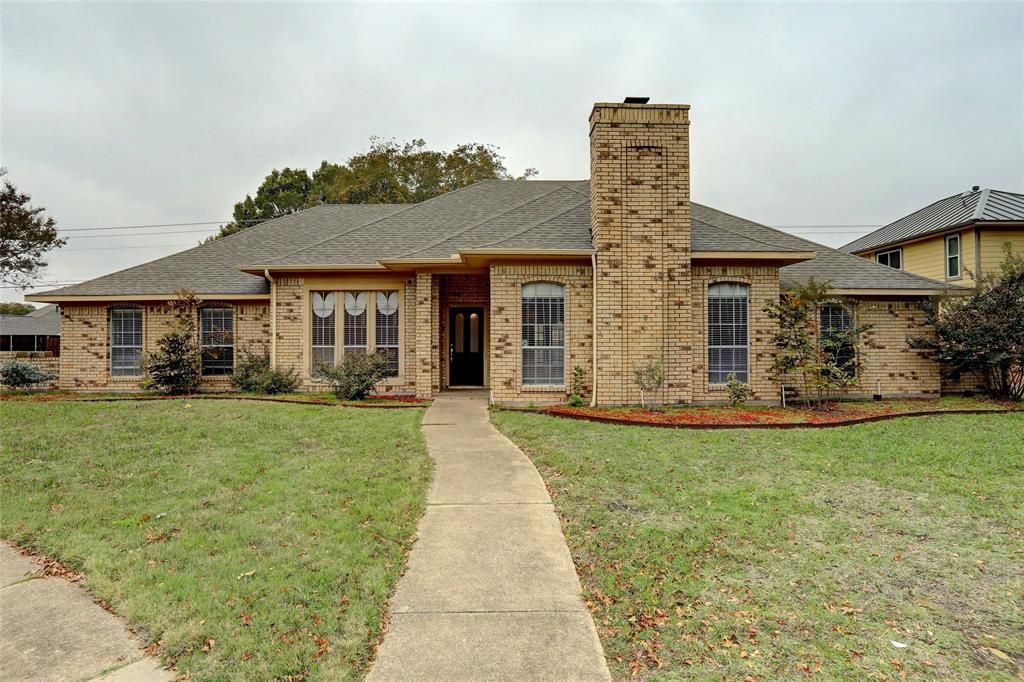 3913 Sandia Drive, Plano