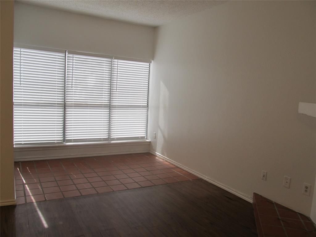 9600 Royal Lane 506, Dallas