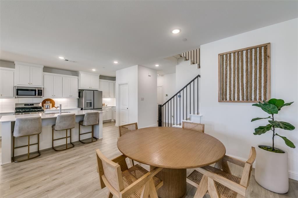 8845 Stablehand Mews, Frisco