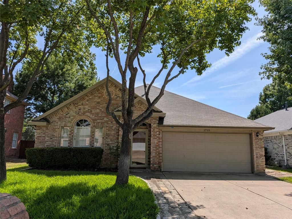 1705 Ingleside Drive, Flower Mound